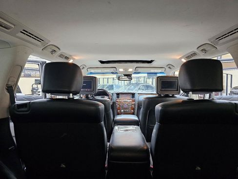 Used 2015 INFINITI QX80 4WD w/ Deluxe Technology Package image 15