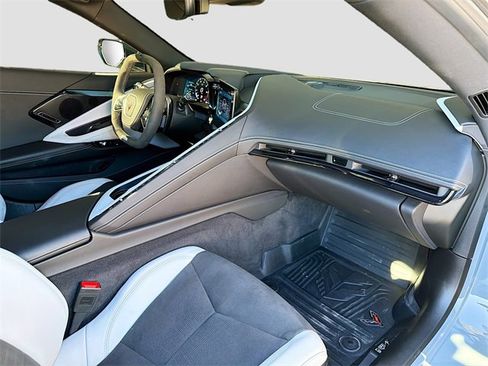 Used 2025 Chevrolet Corvette E-Ray w/ Stealth Interior Trim Package image 13