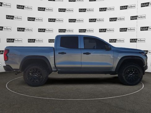 Used 2024 Chevrolet Colorado Trail Boss image 7