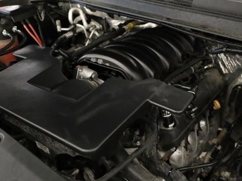 Used 2018 GMC Yukon Denali w/ Denali Ultimate Package image 11