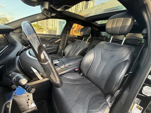 Used 2017 Mercedes-Benz S 550 Sedan image 13