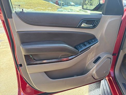 Used 2015 Chevrolet Tahoe LT image 17