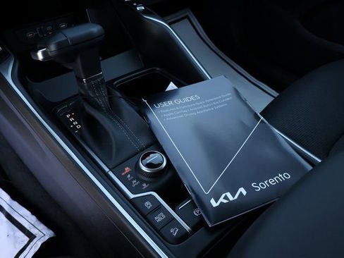 New 2026 Kia Sorento S AWD/4WD image 33