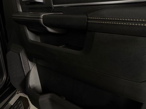 Certified 2025 RAM 2500 Big Horn AWD/4WD image 32