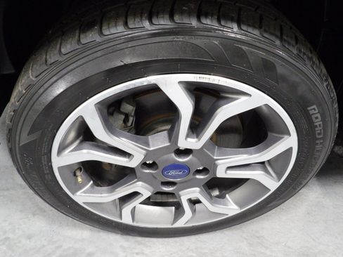 Used 2020 Ford EcoSport SES image 25