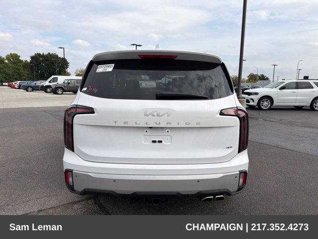 Used 2024 Kia Telluride EX w/ EX Captain's Chair Package AWD/4WD image 4