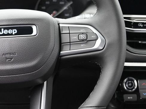 New 2026 Jeep Compass Latitude w/ Sun and Sound Group image 29