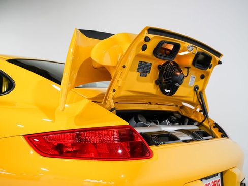 Used 2008 Porsche 911 GT2 image 45