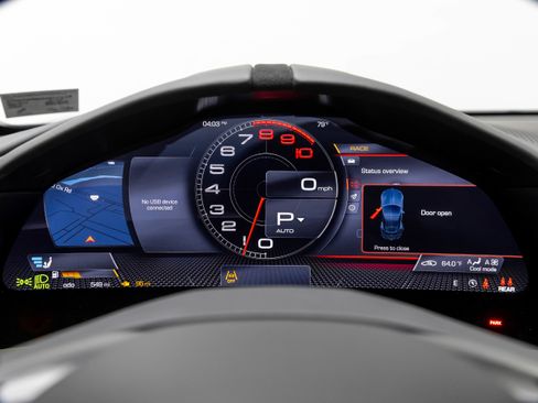 Certified 2025 Ferrari Roma Spider RWD image 26