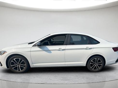 Used 2026 Volkswagen Jetta Sport FWD image 11