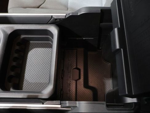 Used 2021 RAM 1500 Big Horn image 31