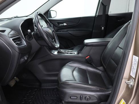 Used 2018 Chevrolet Equinox Premier AWD/4WD image 8