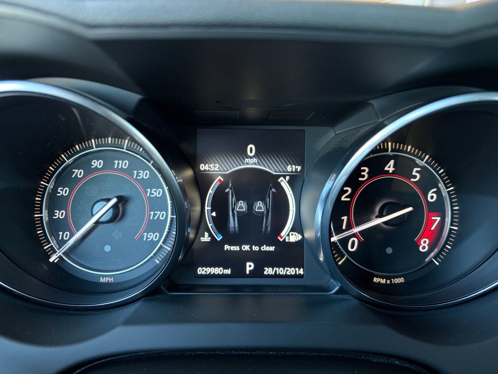 Used 2016 Jaguar F-TYPE Coupe RWD image 9