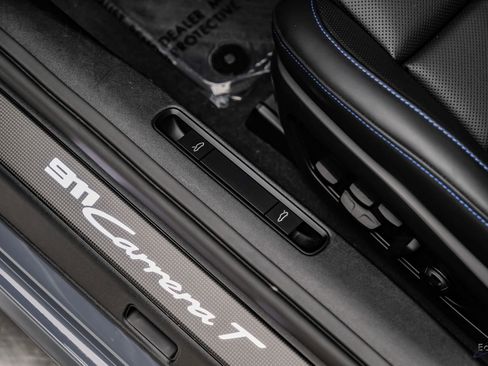 Used 2025 Porsche 911 Carrera T image 37