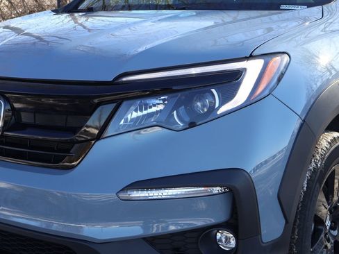 Used 2022 Honda Pilot TrailSport image 3