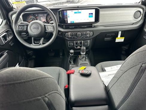 New 2026 Jeep Gladiator Sport image 19