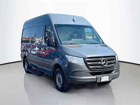 Used 2019 Mercedes-Benz Sprinter 144 image 3