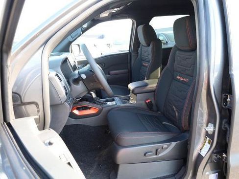 New 2026 Nissan Frontier PRO-4X w/ Pro-4x Convenience Package AWD/4WD image 8