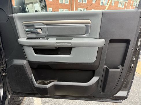 Used 2017 RAM 2500 Tradesman w/ Snow Chief Group image 39