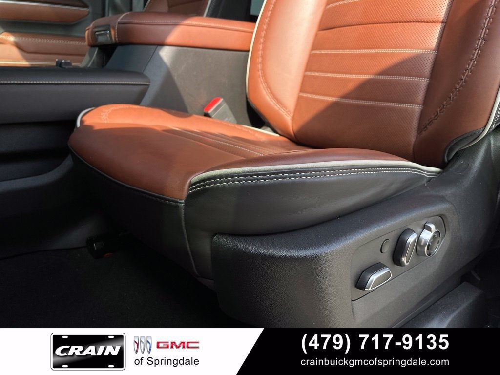 Used 2025 GMC Sierra 2500 Denali Ultimate AWD/4WD image 23