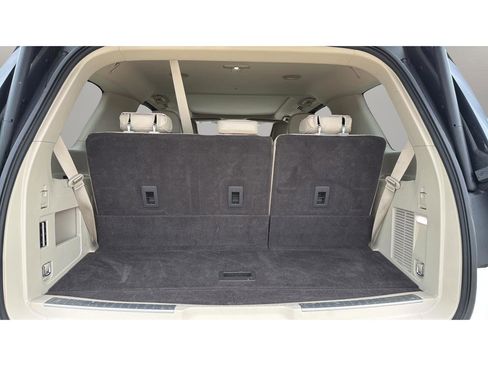 Used 2019 Lincoln Navigator Reserve AWD/4WD image 12