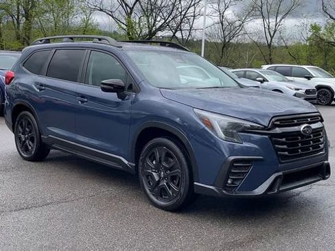 Used 2023 Subaru Ascent Onyx Edition AWD/4WD image 2