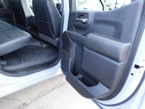 Used 2024 Chevrolet Silverado 1500 Custom image 27