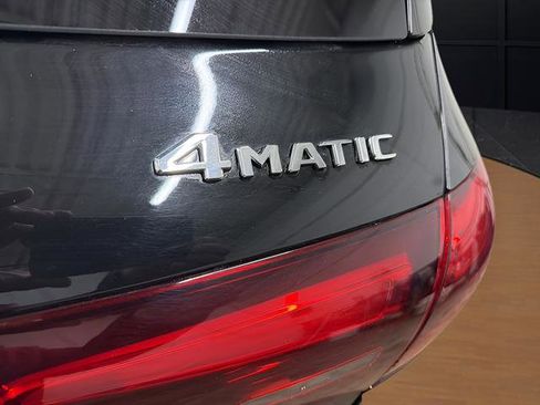 Used 2024 Mercedes-Benz GLE 450e 4MATIC image 9