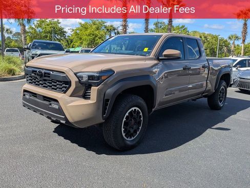 Certified 2026 Toyota Tacoma TRD Off-Road w/ TRD Off Road Upgrade Package AWD/4WD image 9