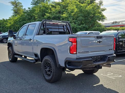 Certified 2024 Chevrolet Silverado 2500 ZR2 w/ Technology Package AWD/4WD image 4