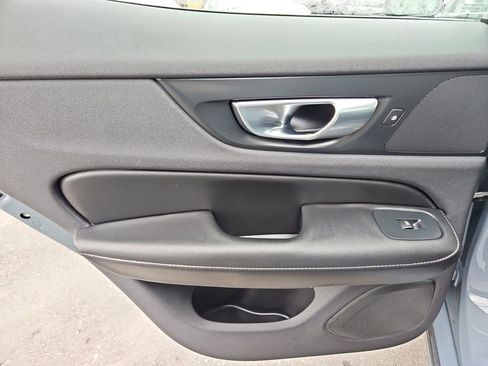 Used 2024 Volvo S60 B5 Core image 28