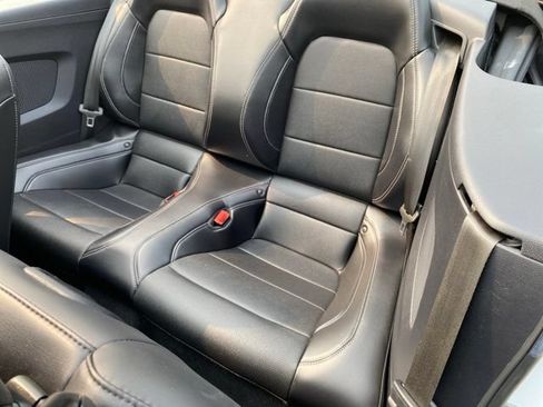 Used 2019 Ford Mustang GT Premium w/ Equipment Group 401A RWD image 30
