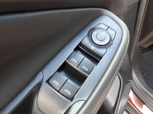 Certified 2023 Buick Encore GX Preferred w/ Cold Weather Comfort Package FWD image 15