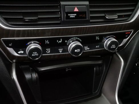 Certified 2020 Honda Accord EX-L image 23