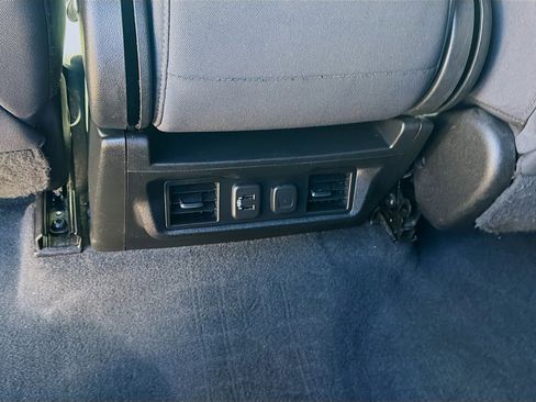 Used 2021 Chevrolet Silverado 1500 RST w/ Z71 Off-Road Package AWD/4WD image 22