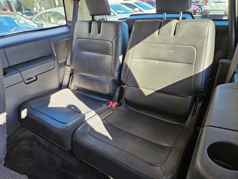 Used 2018 Ford Flex Limited image 23