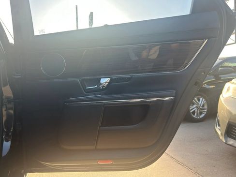 Used 2011 Jaguar XJ L RWD image 18