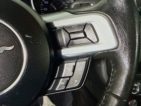 Used 2021 Ford Mustang Coupe image 15