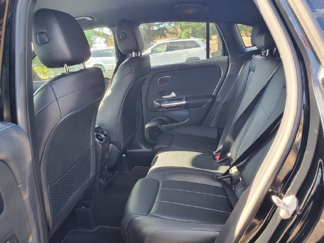 Used 2021 Mercedes-Benz GLA 250 4MATIC image 8