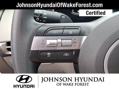 Certified 2025 Hyundai Tucson SEL FWD image 17