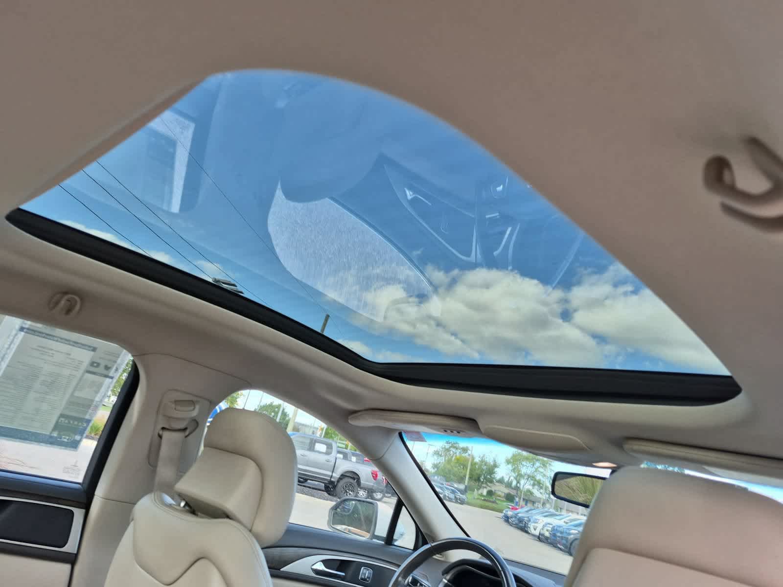 Used 2017 Lincoln MKZ Select FWD image 22
