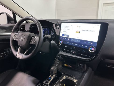 Used 2025 Lexus NX 350 AWD w/ Accessory Package (2T) image 98