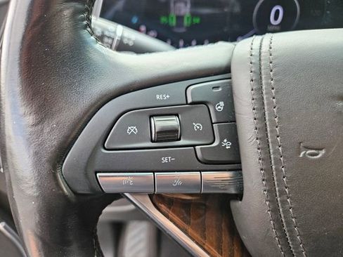 Used 2023 Cadillac Escalade ESV Sport Platinum w/ LPO, ONYX Package AWD/4WD image 27