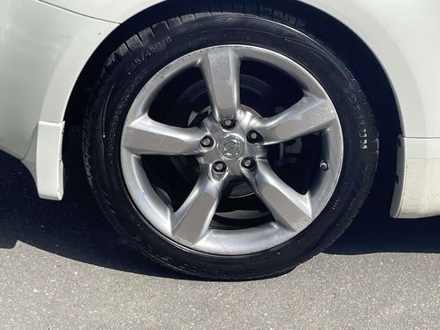 Used 2007 Nissan 350Z Touring RWD image 12