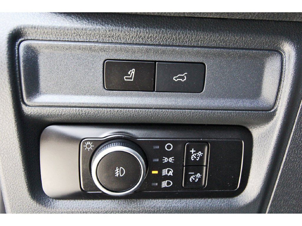 Used 2023 Ford Expedition Limited RWD image 25