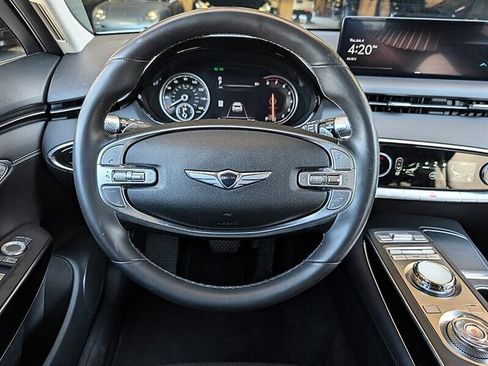 Used 2025 Genesis GV70 2.5T AWD/4WD image 18