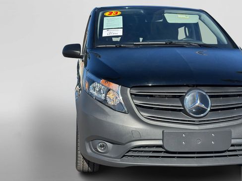 Used 2023 Mercedes-Benz Metris Passenger image 11