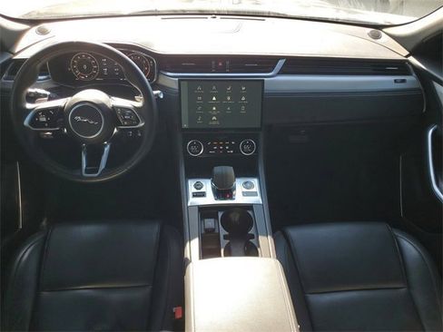 Used 2024 Jaguar F-PACE R-Dynamic S image 29