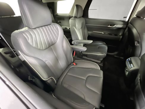 Used 2023 Hyundai Palisade Limited image 28