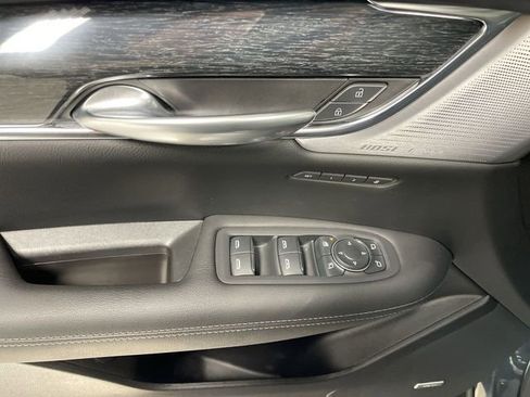 Used 2021 Cadillac XT5 Premium Luxury image 13